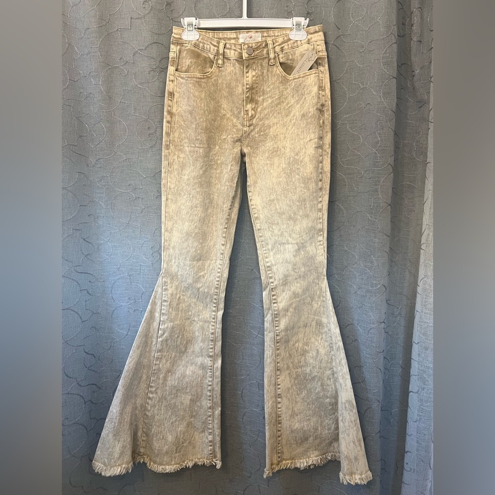 🟣Flared Tan Denim Jeans - Picture 3 of 10